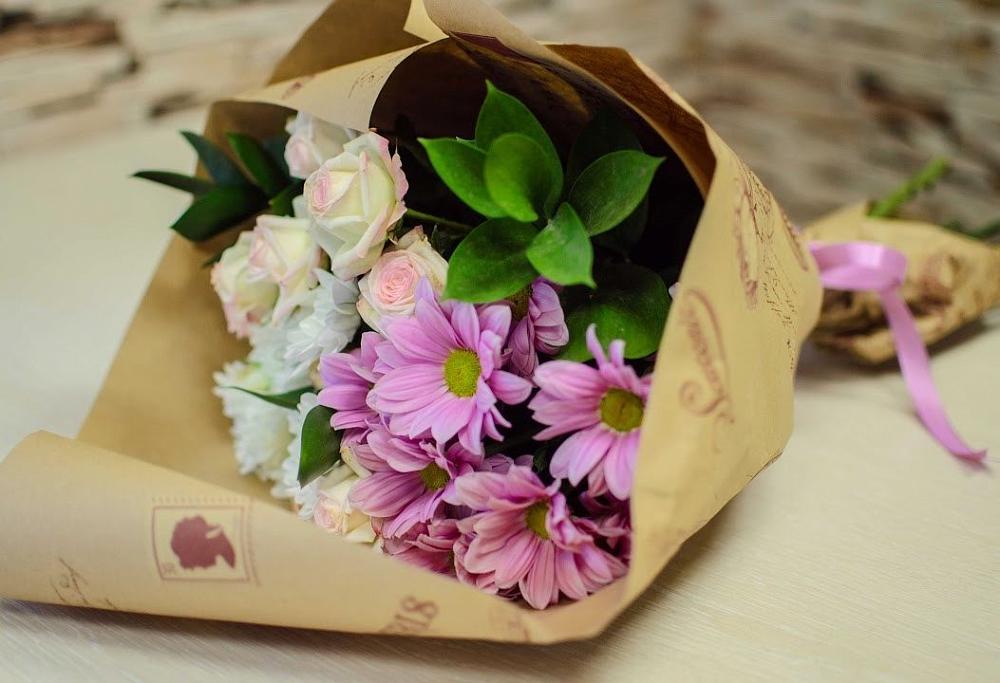 Букет цветов из: Розы и Хризантемы в Бачатском