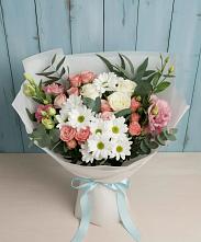 Букет цветов из:  Розы, Лизиантусы и Хризантемы в Бачатском