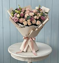 Букет цветов из:  Розы и Лизиантусы в Бачатском