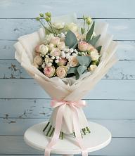 Букет цветов из:  Розы и Лизиантусы в Бачатском