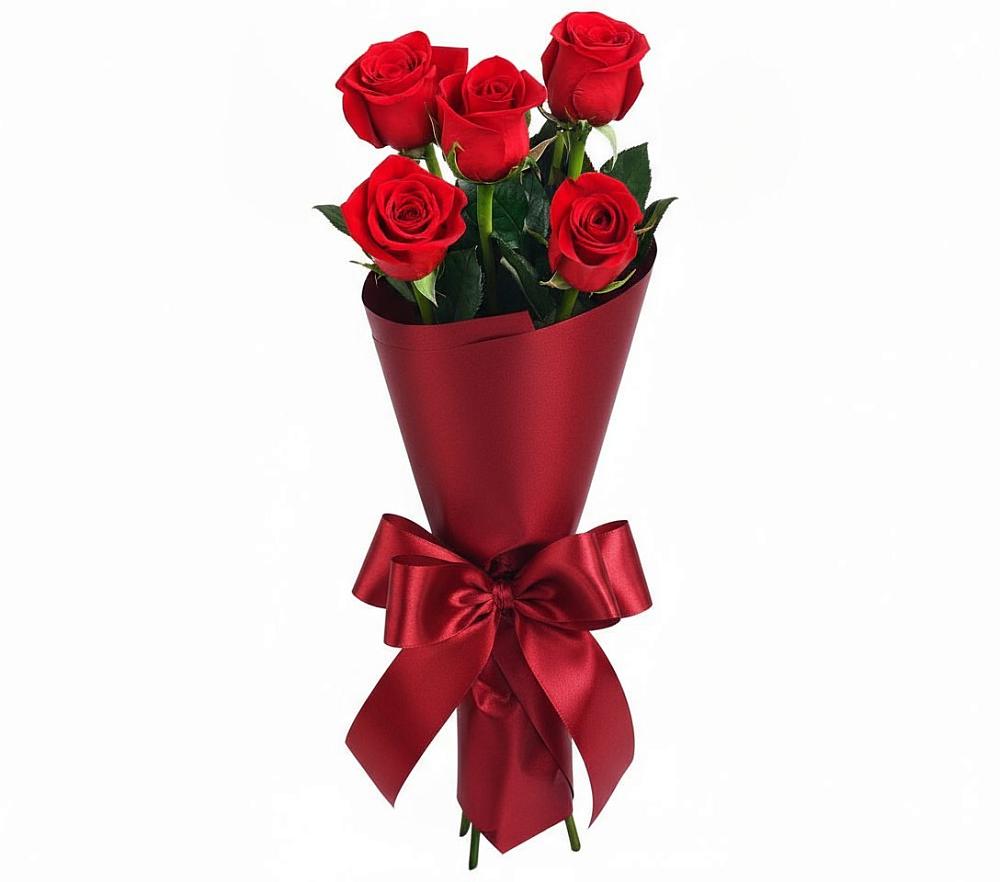 Букет 5 Красных роз Эдлесс Лав в Бачатском