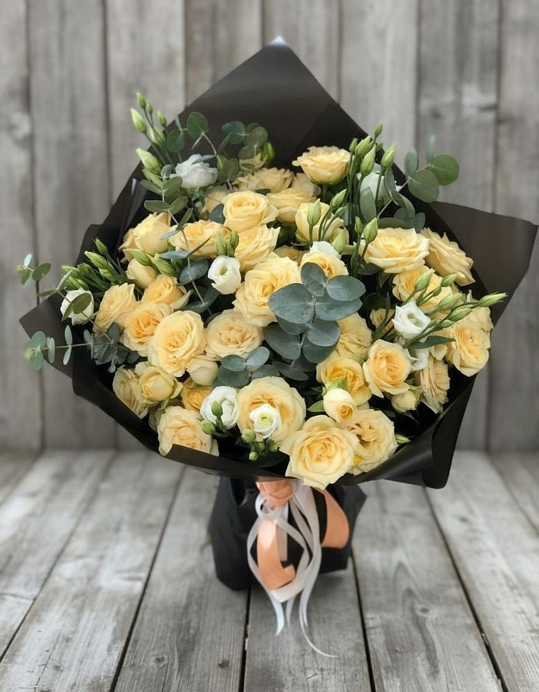 Букет цветов из: Розы и Лизиантусы в Бачатском