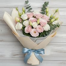 Букет цветов из:  Лизиантусы #REPLACE_PRED# Бачатском