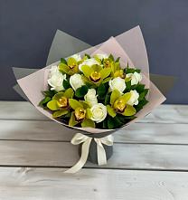 Букет цветов из:  Орхидеи и Розы в Бачатском