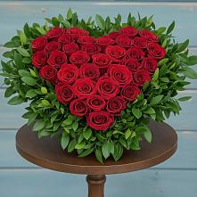 Цветочная композиция из Розы в виде сердца в Бачатском