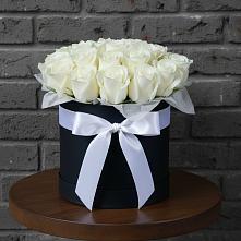 Цветочная композиция из Розы в шляпной коробке в Бачатском